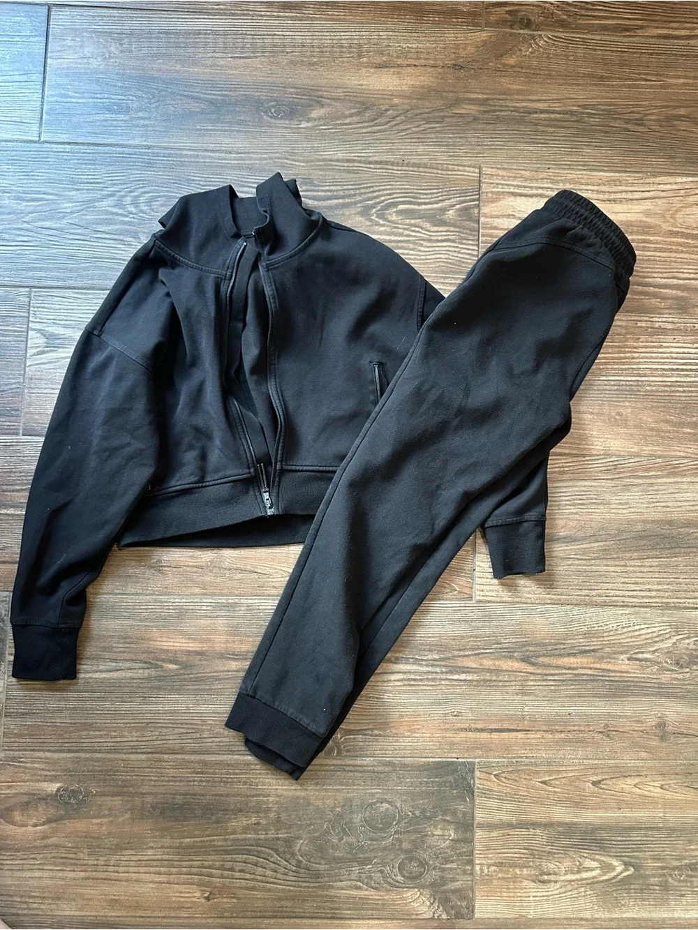 Bundle Old Navy Athletic Casual Hoodie & Sweatpants Set - Black and Light Gray